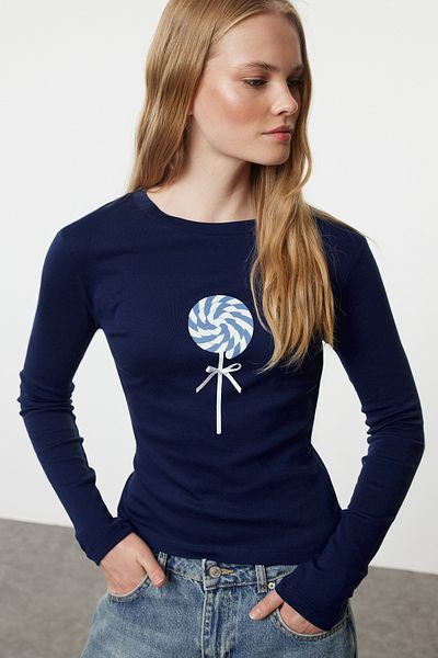 Trendyol Collection Navy Blue Bow Printed Knitted Blouse - TWOAW25BZ00126