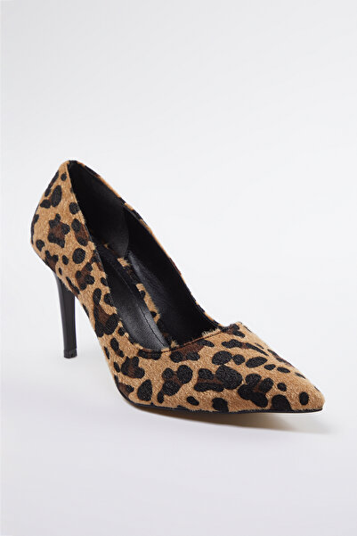 TRENDYOL SHOES Vícebarevné leopardí dámské hnědé klasické boty na tenkém podpatku Takaw25To00018