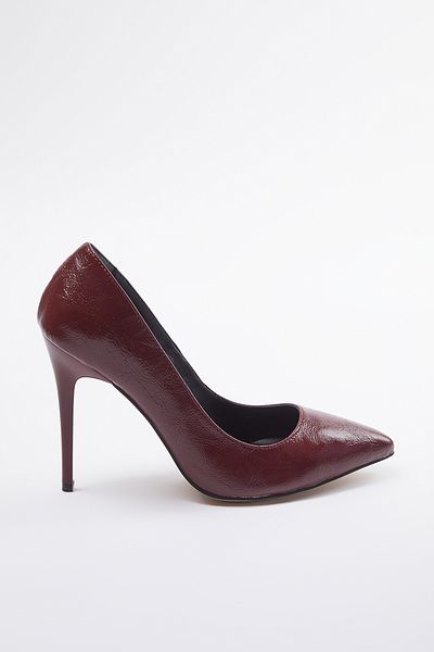 TRENDYOL SHOES Klaretové červené tenké podpätky so špicatou špičkou - Takaw25To00024