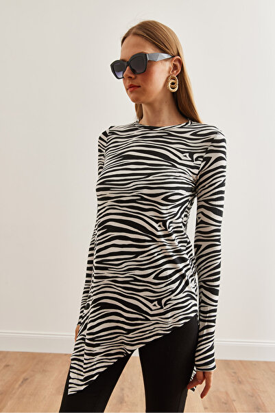 Olalook Tunica albă asimetrică din viscoză cu imprimeu zebră pentru femei - Guler rotund TNK- 19000097