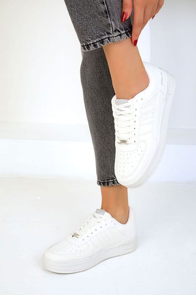 SOHO White Unisex Sneaker 17105