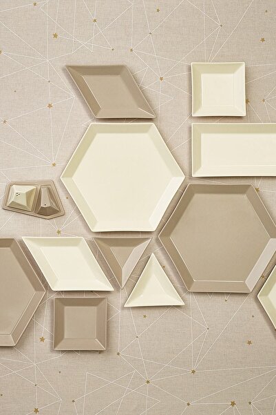 Karaca Puzzle 28 Parça 6 Kişilik Kare Porselen Kahvaltı/servis Takımı Kare