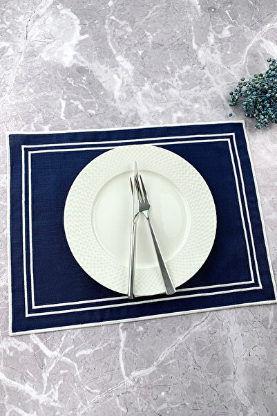 WEARE2 Dreptunghi alb cu dungi duble, brodat în bleumarin - 34x44cm, tip amer...