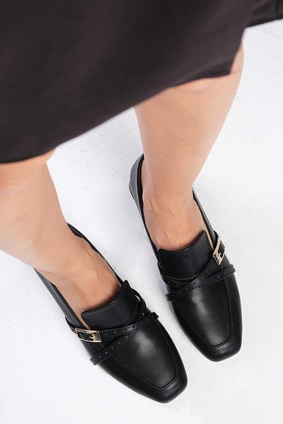 Mio Gusto Blanche Black Color Blunt Toe dámské krátké boty na podpatku