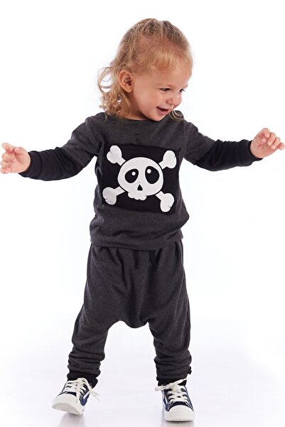 Colorinas Baby Skull Patch Long Sleeve T-Shirt