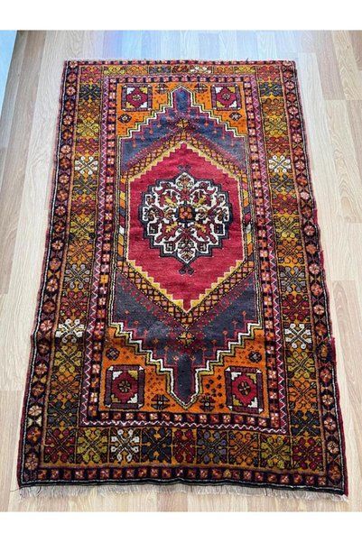 DesignEv 112x184 cm Canlı Renkli Çiçek Desenli Etkileyici El Dokuma Uşak Kilimi