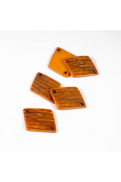 Klinkshop Polyester Strut Plate - Wood Patterned
