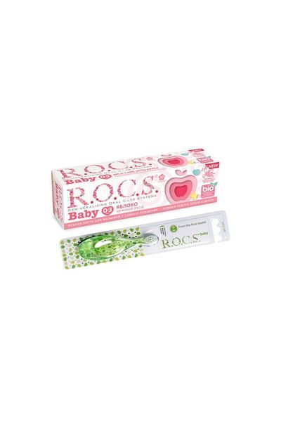 R.O.C.S. معجون أسنان خالي من الفلورايد بنكهة التفاح لعمر 0-3 سنوات وفرشاة أسنان خضراء لعمر 0-3 سنوات