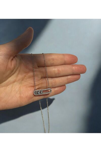 shellie Messika kolye