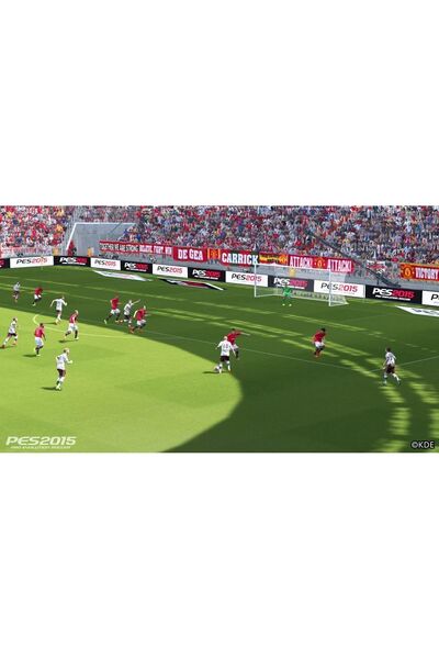 KONAMI Ps4 Pes 2015 JELATİNSİZ