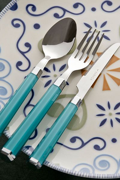Karaca Freya Green 18 Piece Dessert Fork Spoon Knife Set for 6 Persons