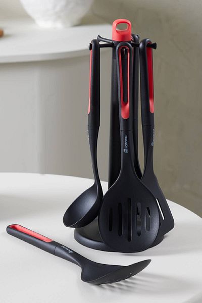 Karaca Marco Red 6 Piece Serving Set with Stand