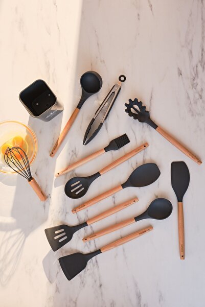 Karaca Agnes 12 Piece Silicone Tip Beech Wood Handle Serving Set