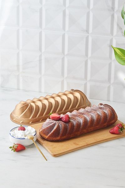 Karaca Cake Pro Vera Casting Cake Mold Gold 35 cm