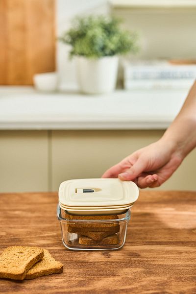 Karaca Cream Vacuum Lid Glass Storage Container 0.43 Lt