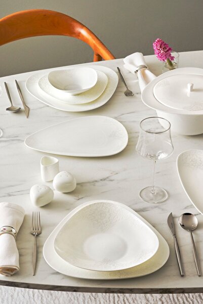 Karaca 50. Yıl Imza Koleksiyonu Fine Pearl Extra Helen 62 Parça 12 Kişilik Ye...