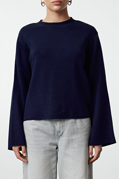 Trendyol Collection Tartósabb sötétkék alap kötött pulóver TWOAW25KZ00313