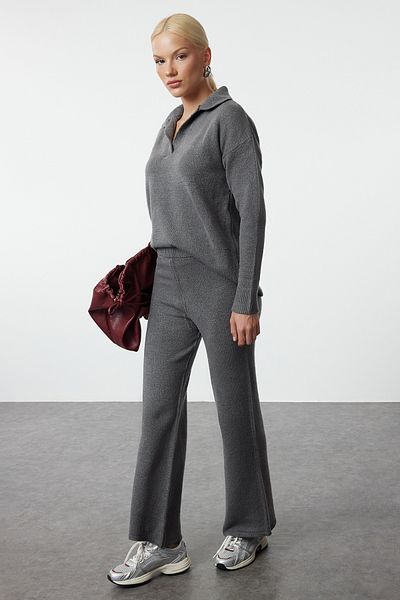 Trendyol Collection Polo nyakú antracit kötöttáru szett - puha textúra, TWOAW25AU00016