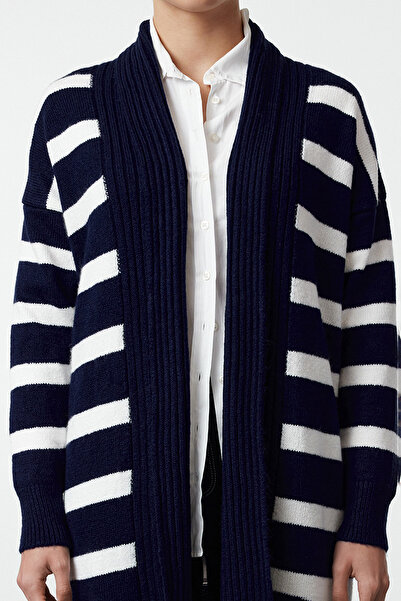 Trendyol Collection Ecru Wide Fit Maxi Knitwear Cardigan Twoaw24Hi00154