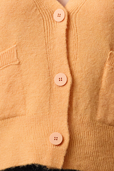 Trendyol Collection Jasnopomarańczowy wełniany kardigan z dzianiny - Twoaw25Hi00014