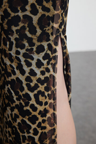Trendyol Collection Rugalmas tüll mintás leopárd testhez kötött kötött ruha - Twoaw25el00222