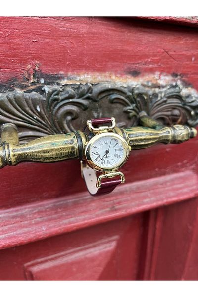 QUARTZ Claret Red Mais Leather Strap Watch
