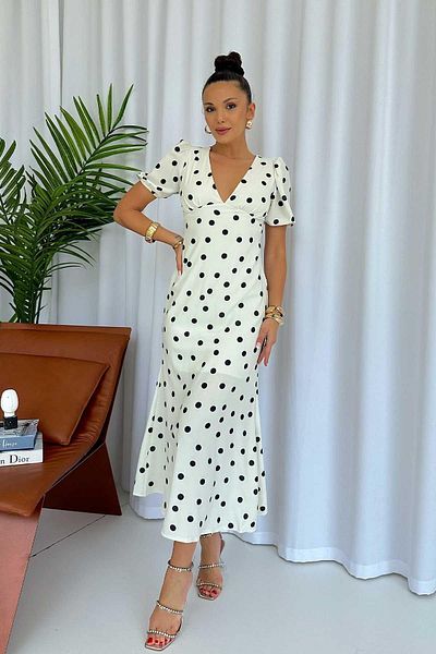 Mine Tan Butik Rochie albă de damă cu mâneci scurte cu decolteu în V cu buline