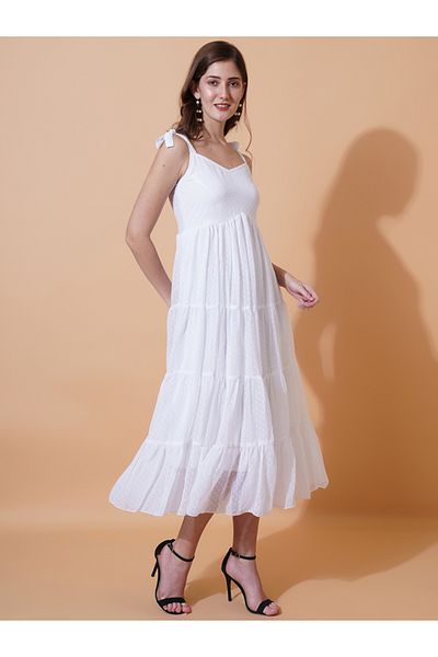 U&F By Styli Dobby Sweetheart Neck Tiered Midi Dress
