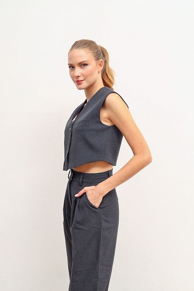 Perryes Women's Vest - Button Detailed