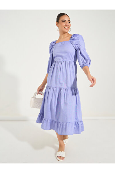 Styli فستان ميدي متعدد الطبقات برقبة مربعة وأكمام منفوخة