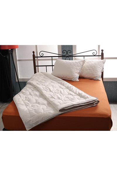Sleep Garden Double Elite Cotton Comforter and Pillow Set - 1 Piping, 2 Jute Linen Bags