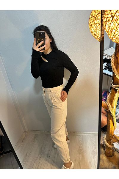 Cream&Rouge 100% Cotton Trousers with Collet Detail