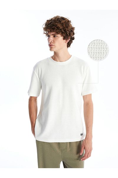LC Waikiki Men's Textured Crew Neck Short Sleeve T-Shirt
