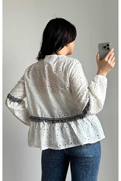 Ateilerdijle Біла сорочка з воланами