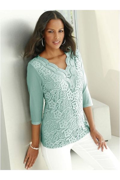 MAMAYAGA Plus Size Women's Sports Blouse - Floral Laced, Tulle Sleeves, Stylish Curve Model