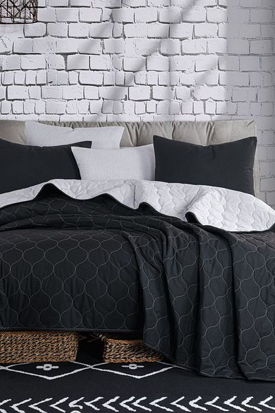 Eponj Home Double Quilted Bed Cover Set - Solid Black-grey