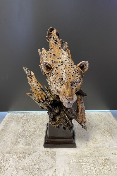 Tasarloxi Kaideli Leopar Büst