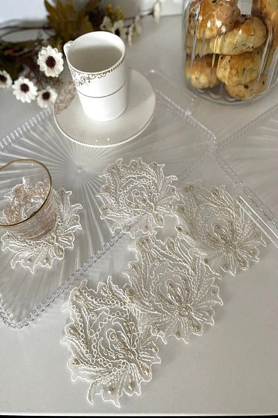 Emtory Home Μοντέλο Doha - 6 χρυσές κρεμ χαρτοπετσέτες κοκτέιλ, σουβέρ 8x8 εκ.