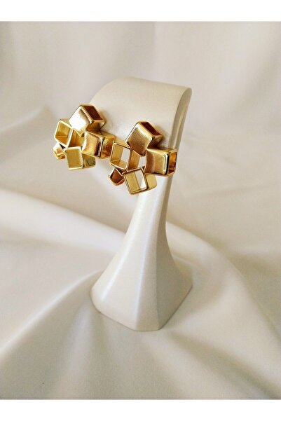 LİLYA AKSESUAR VIP Seri Küp Detaylı Küpe