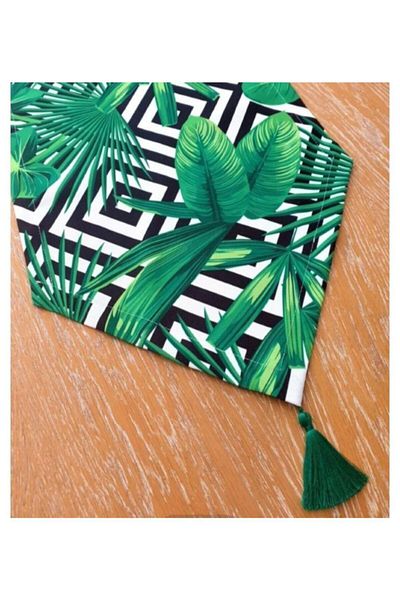 Else Home Collection Tropical Triangle Tassel Runner