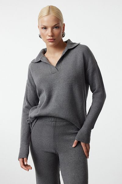 Trendyol Collection Polo nyakú antracit kötöttáru szett - puha textúra, TWOAW25AU00016