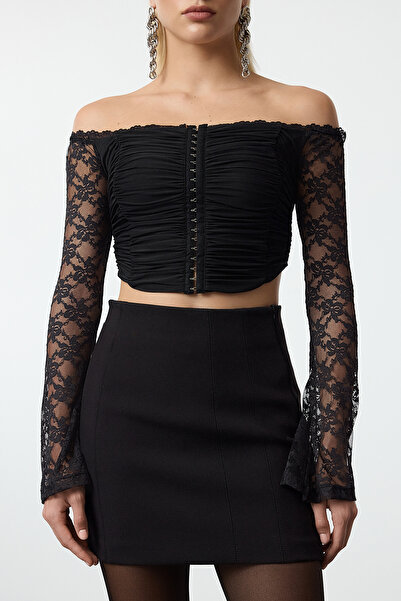 Trendyol Collection Černá krajková pletená halenka s úpravou TPRAW25BZ00014