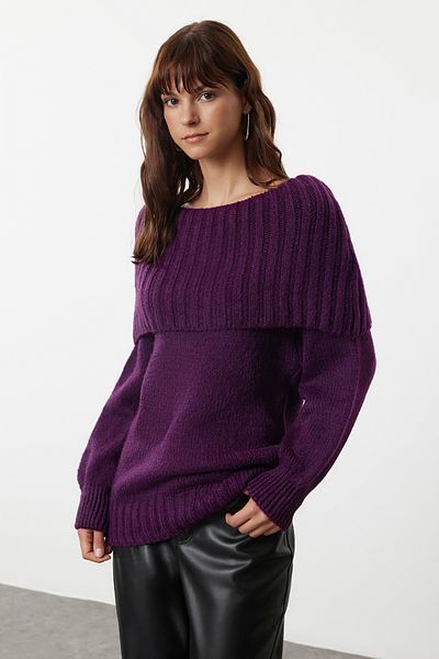 Trendyol Collection Weicher Strickpullover mit breiter Passform – Degaje-Kragen, Pflaume TWOAW25KZ00052