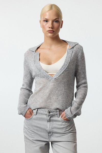 Trendyol Collection Gray Soft Knit Sweater - Loose Knit, TWOAW25KZ00115