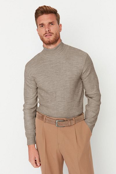 Trendyol Collection Ανδρικό μονόχρωμο πλεκτό πουλόβερ με κανονικό ζιβάγκο Mink TMNAW21KZ2502