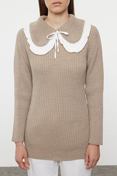 Trendyol Modest Pulover tricotat Thessaloniki cu guler bej pentru bebeluși - TCTAW25AK00032