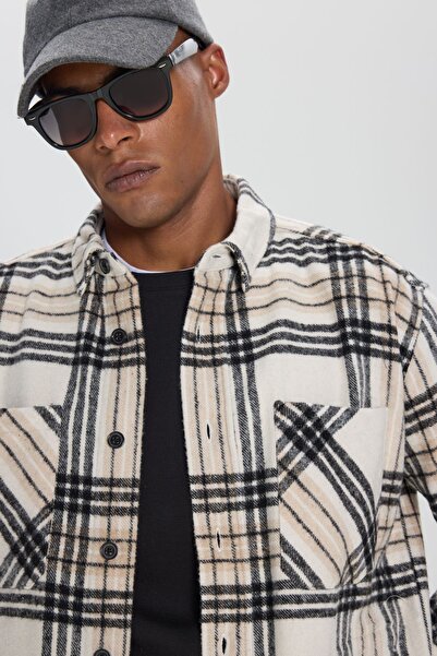 AC&Co / Altınyıldız Classics Férfi bézs fekete túlméretes laza szabású gombos gallér zseb, kockás mintás favágó téli ingkabát