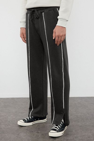 Trendyol Collection Χρώμα ανθρακί - Φούτερ Karyoka με φαρδύ πόδι και λεπτομέρεια ραφής TMNAW25EA00019 - Limited Edition