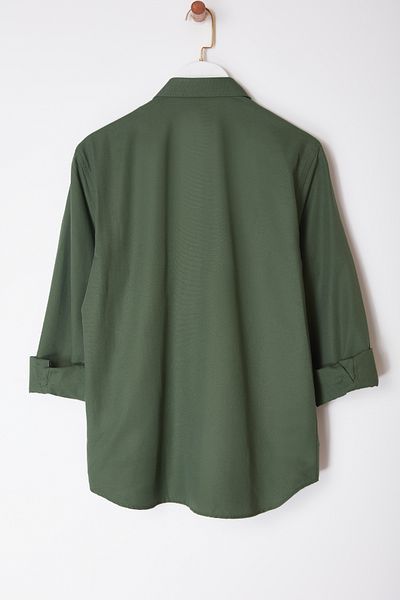 Trendyol Collection Koszula w kolorze khaki, łatwa do prasowania, regularny krój - etykieta ze szczegółowymi informacjami Tmnaw25Go00011