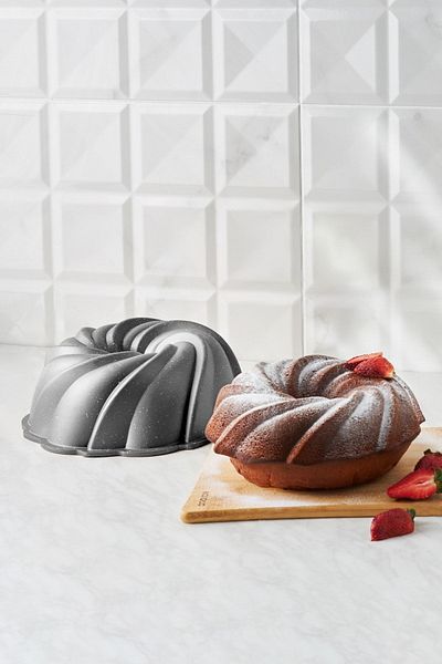 Karaca Cake Pro Pare Guss-Kuchenform Anthrazit 24 cm